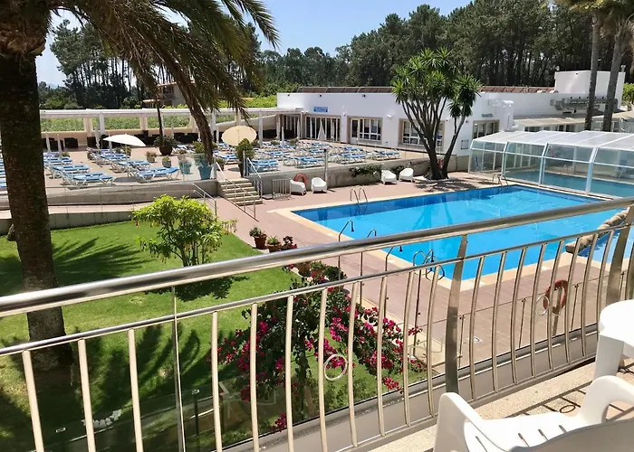 Nuevo Vichona 3 Estrellas Superior Hotel 3*