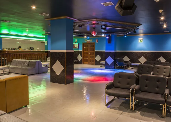 Nuevo Vichona 3 Estrellas Superior Hotel