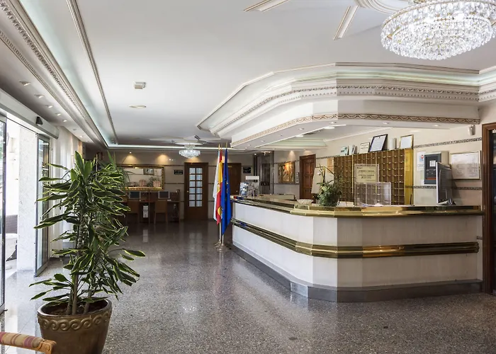 Nuevo Vichona 3 Estrellas Superior Hotel