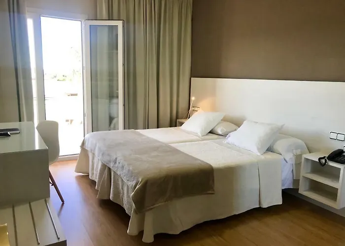 Hotel Nuevo Vichona 3 Estrellas Superior 3*